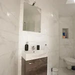 Center Lucia -split Center- Apartman *