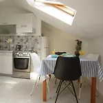 Center Lucia -split Center- Apartman