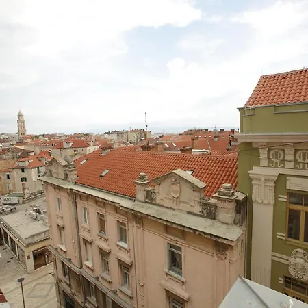 Lejlighed Center Lucia -split Center- *