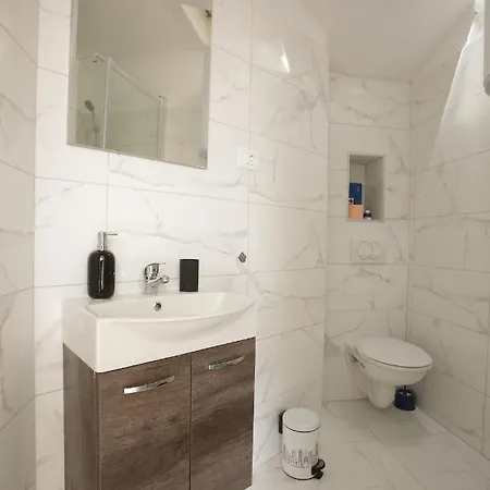 Lejlighed Center Lucia -split Center-